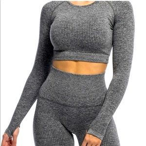 ECHT long sleeve gym outfit